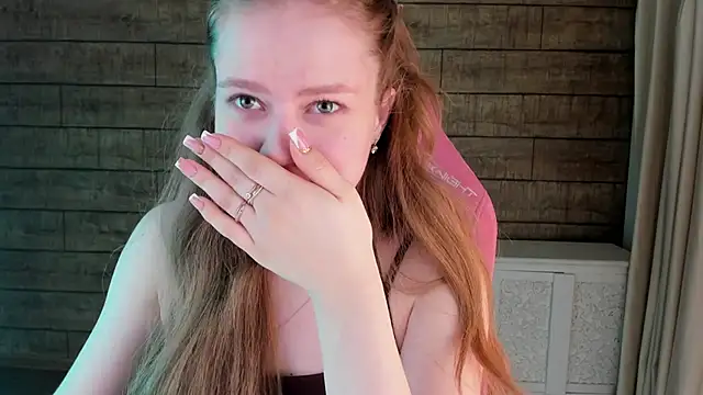 SelinSwarovski online show from 04.13.26