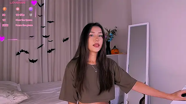 Melissa Mone online show from 10.30.25