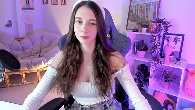 AveAngela online show from 12.23.24