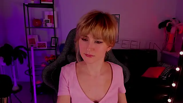 LuxRayi online show from 01.07.25