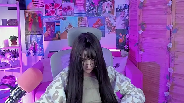 LuxRayi online show from 02.07.25