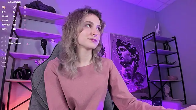 LuxRayi online show from 10.16.25