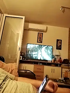 Snapshot of glacier77glacier77 chatting on 12.06.24 glacier77glacier77 online show from 12.06.24