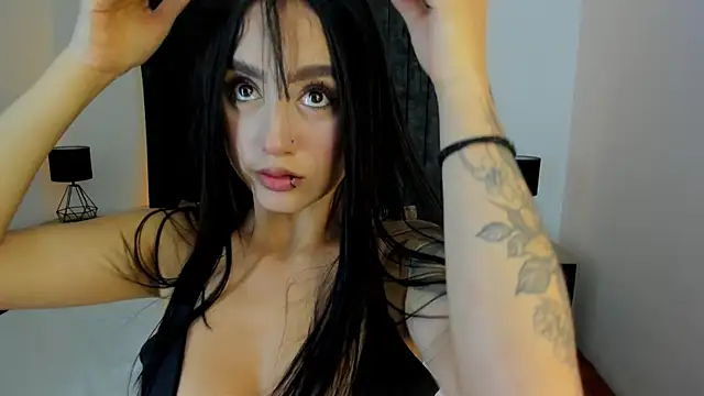 NataGarcia online show from 11.21.25