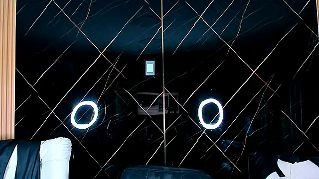 Owen Muzcle online show from 10.25.25