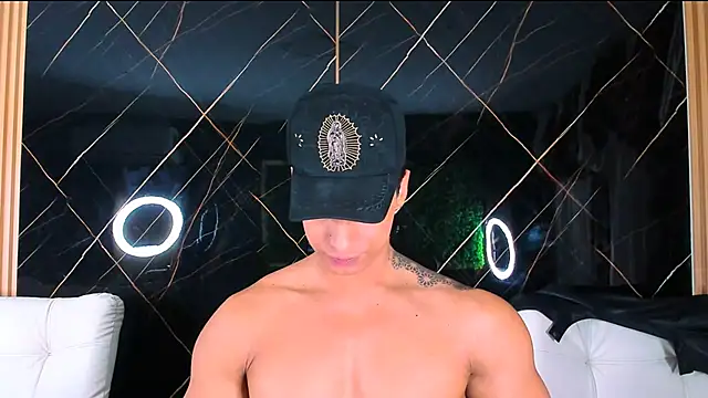 Owen Muzcle online show from 01.09.26