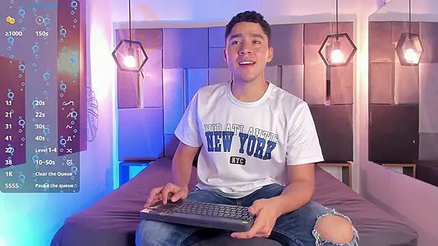 LiamNovak online show from 11.28.25