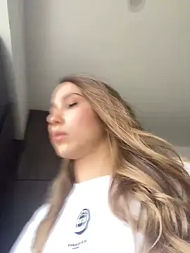 SophieRaily  online show from 12.19.24