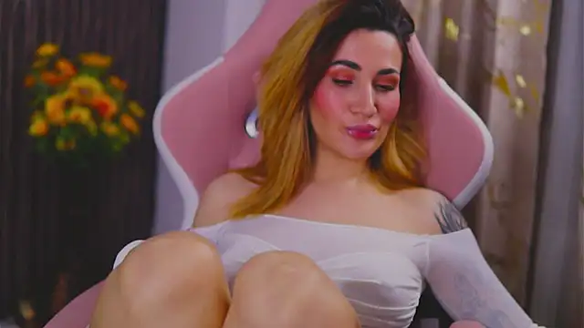 KimSkyex online show from 02.18.25