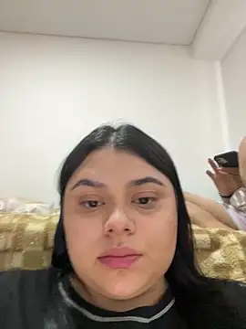 alissonfernandez  online show from 02.21.25