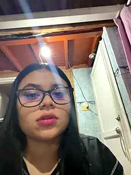 alissonfernandez  online show from 10.07.25