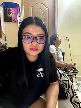 alissonfernandez  online show from 11.28.25