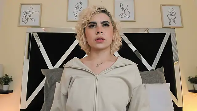 Snapshot of marian_pinzon chatting on 09.19.25 marian pinzon online show from 09.19.25