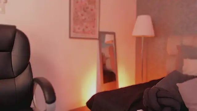 Snapshot of marian_pinzon chatting on 02.05.26 marian pinzon online show from 02.05.26