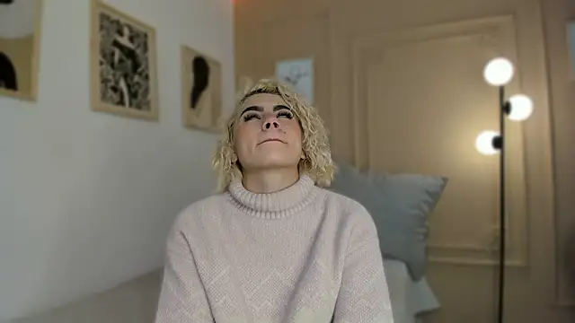 Snapshot of marian_pinzon chatting on 02.25.26 marian pinzon online show from 02.25.26