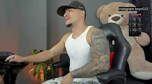 boyc022  online show from 02.13.25