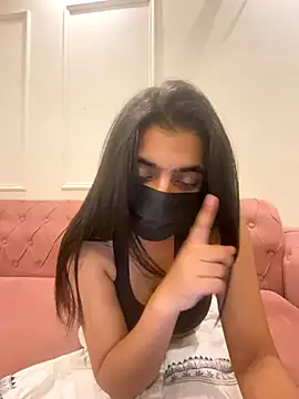 Emmy kapoor online show from 12.21.25