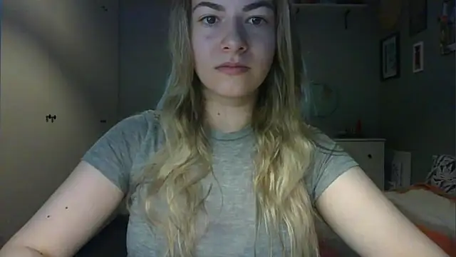Snapshot of ROSIEx_sweet chatting on 06.10.26 ROSIEx sweet online show from 06.10.26