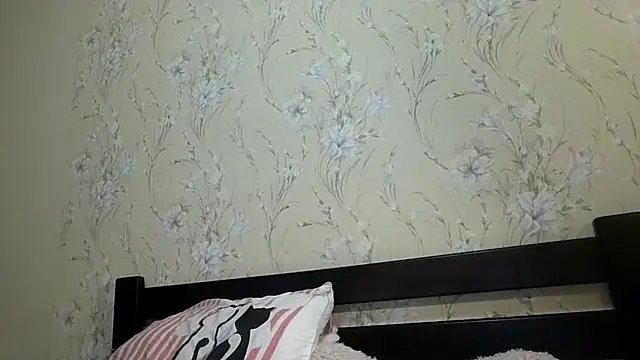 kila lo online show from 02.25.26