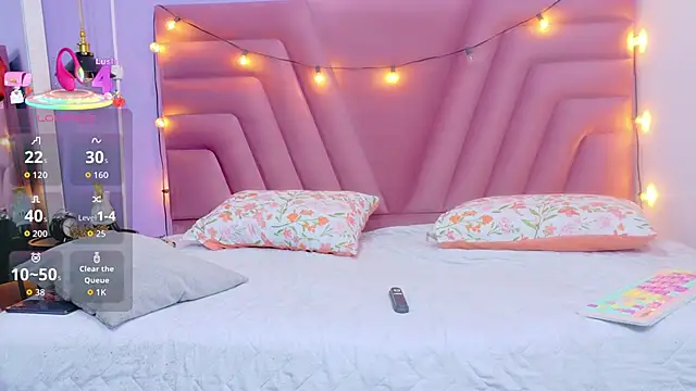 hornybarelylegalgirl online show from 09.12.25