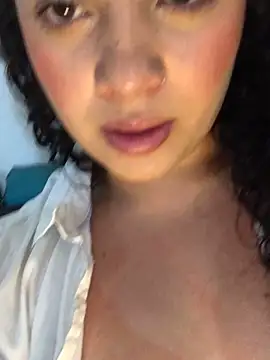 Snapshot of Julieta_333 chatting on 03.17.25 Julieta 333 online show from 03.17.25