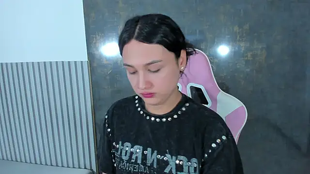 lana boomer online show from 11.11.25