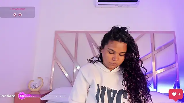 Carolina Evanss online show from 09.23.25