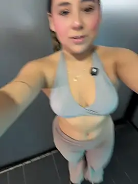 MelodyRey  online show from 12.20.25