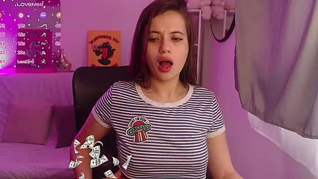 Snapshot of Soy_abby chatting on 09.15.25 Soy abby online show from 09.15.25