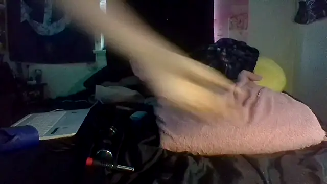 ATwinkie online show from 02.22.25