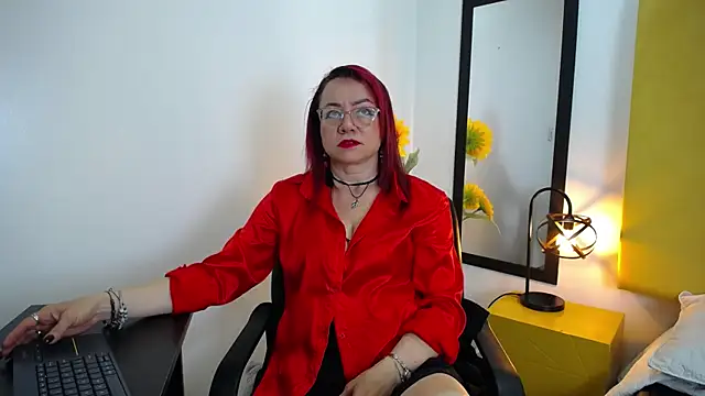 Lupiita223 online show from 10.03.25