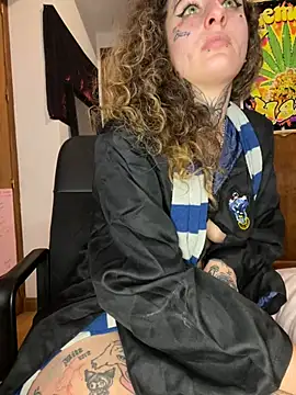 BlazyKitsune- online show from 03.18.25