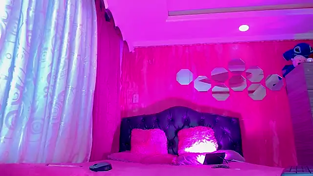 TiffanyMackensyy online show from 03.09.26