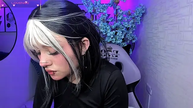 Theia moon online show from 11.08.25