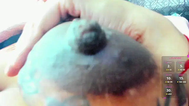 Venus Blackk online show from 02.15.25