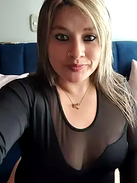Snapshot of Neve_Collins chatting on 07.30.26 Neve Collins online show from 07.30.26