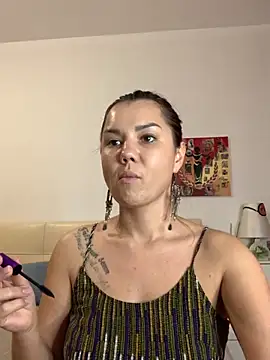 MiraMiss online show from 09.24.25