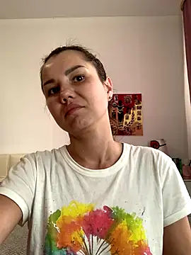 MiraMiss online show from 10.09.25