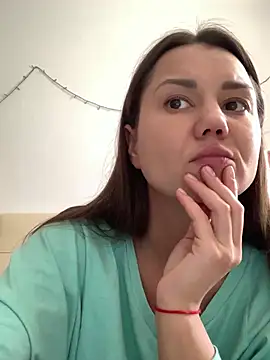 MiraMiss online show from 03.05.26