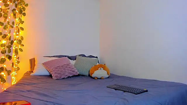 emillyhills online show from 01.31.25