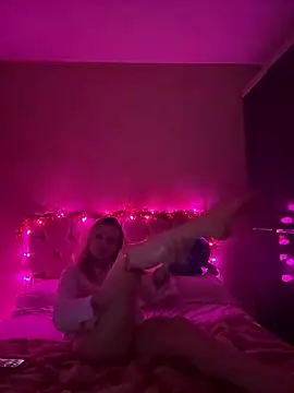 FoxBabyBR online show from 12.16.24