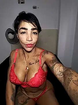 Snapshot of Alison_fitness chatting on 03.18.25 Alison fitness online show from 03.18.25