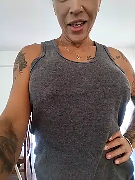 Snapshot of Alison_fitness chatting on 02.22.26 Alison fitness online show from 02.22.26