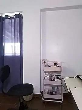 Snapshot of Alison_fitness chatting on 04.01.26 Alison fitness online show from 04.01.26