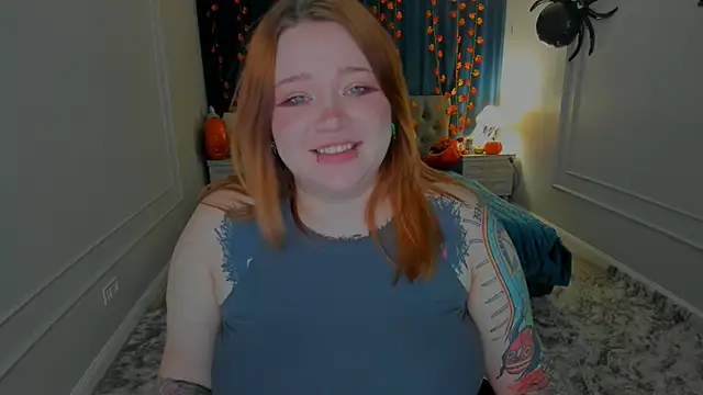 MoonLghte online show from 10.29.25