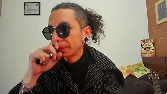 Snapshot of Mugiwara666 chatting on 02.17.25 Mugiwara666 online show from 02.17.25