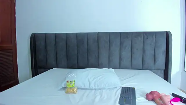 valtira nova online show from 03.14.25