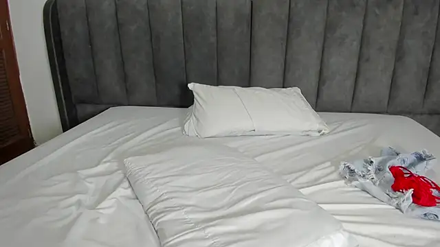 valtira nova online show from 03.15.25