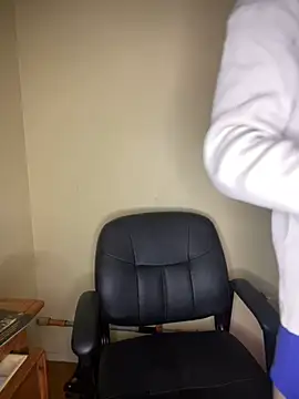 Cuminsideyou42 online show from 02.17.25