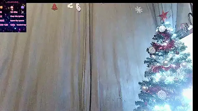 Snapshot of Skinnyshiny_boy chatting on 12.13.25 Skinnyshiny boy online show from 12.13.25